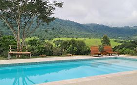 Domo da Cuesta - Glamping com vista para a montanha